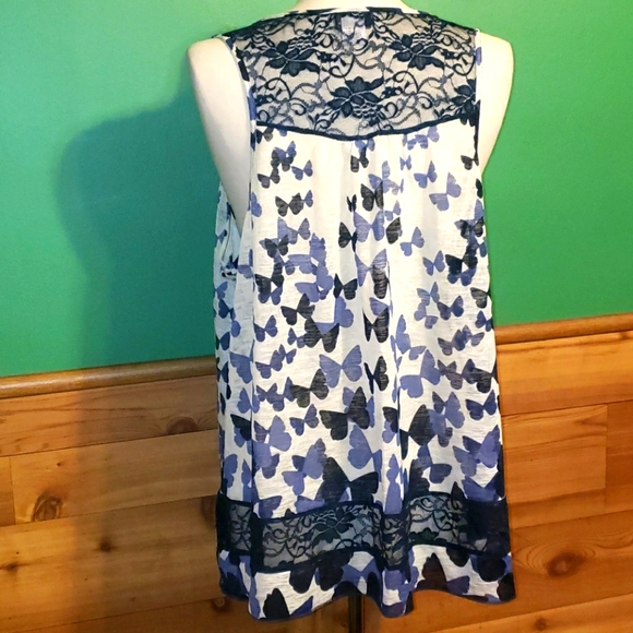 Dots Top - Picture 4 of 5